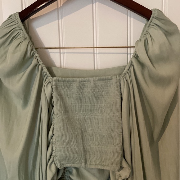 Crop top - Picture 3 of 3